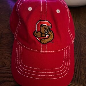 Cornell University Red Cotton Baseball Hat for women / Young adult